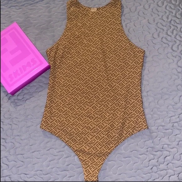 FENDI x SKIMS HIGH NECK BODYSUIT 2XL IN CALIFORNIA (TAN) - Picture 5 of 13